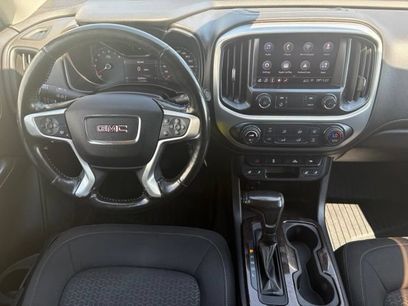 Used 2019 GMC Canyon SLE w/ SLE Convenience Package