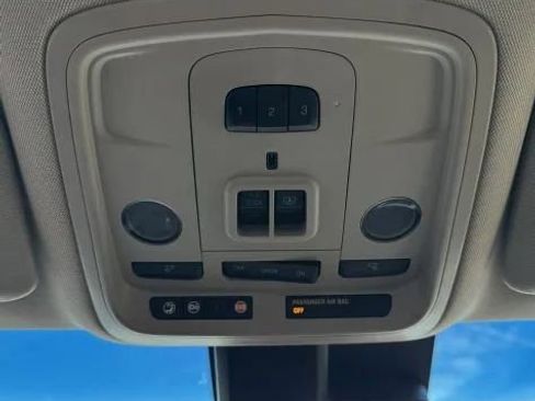 Used 2017 Cadillac XTS Luxury w/ Driver Awareness Package FWD image 40