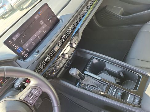 Certified 2024 Honda Accord EX-L image 35