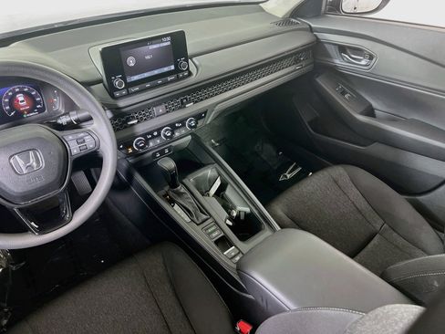 Used 2023 Honda Accord EX image 23