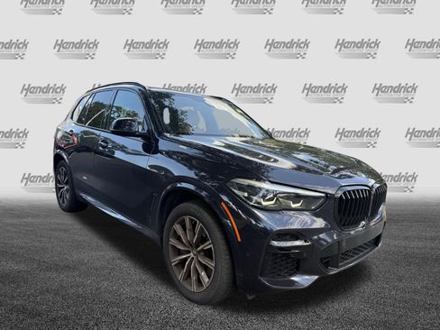 Used 2022 BMW X5 M50i AWD/4WD image 2