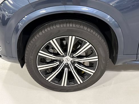 Certified 2025 Volvo XC90 B6 Plus AWD/4WD image 8