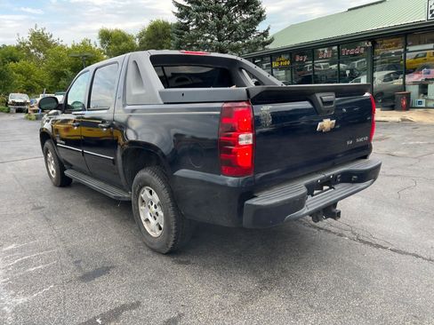 Used 2007 Chevrolet Avalanche LT w/ LT Preferred Equipment Group AWD/4WD image 5