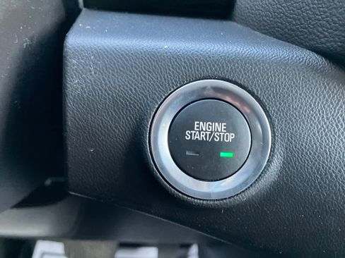 Certified 2023 GMC Terrain SLE w/ Driver Convenience Package image 24