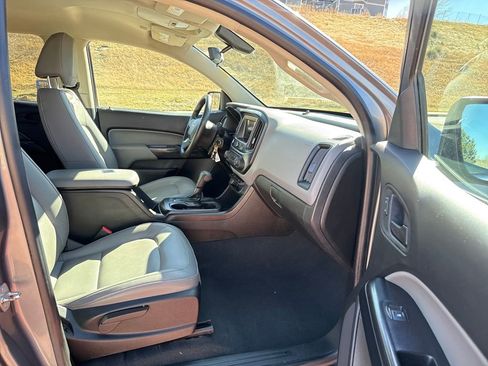 Used 2020 Chevrolet Colorado W/T w/ WT Convenience Package image 28