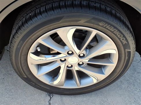 Used 2023 Buick Encore GX Essence w/ Experience Buick Package image 9