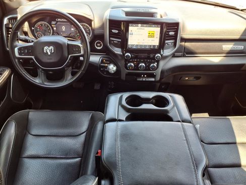 Used 2023 RAM 1500 Laramie AWD/4WD image 5