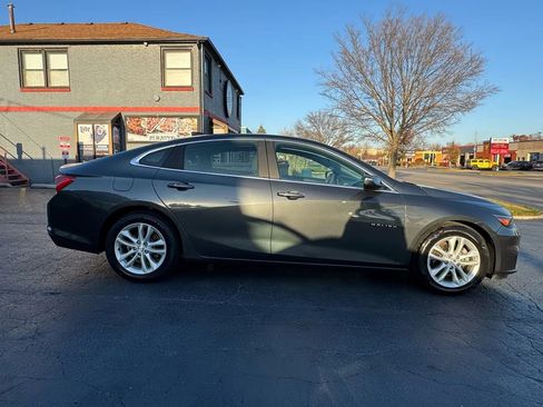 Used 2017 Chevrolet Malibu Hybrid image 13