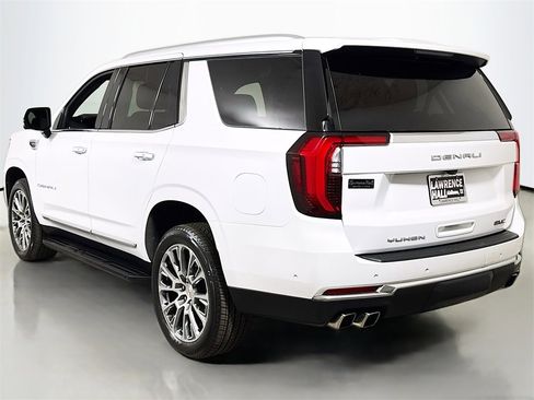 Certified 2025 GMC Yukon Denali image 6