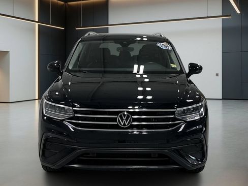 Used 2022 Volkswagen Tiguan SE FWD image 9