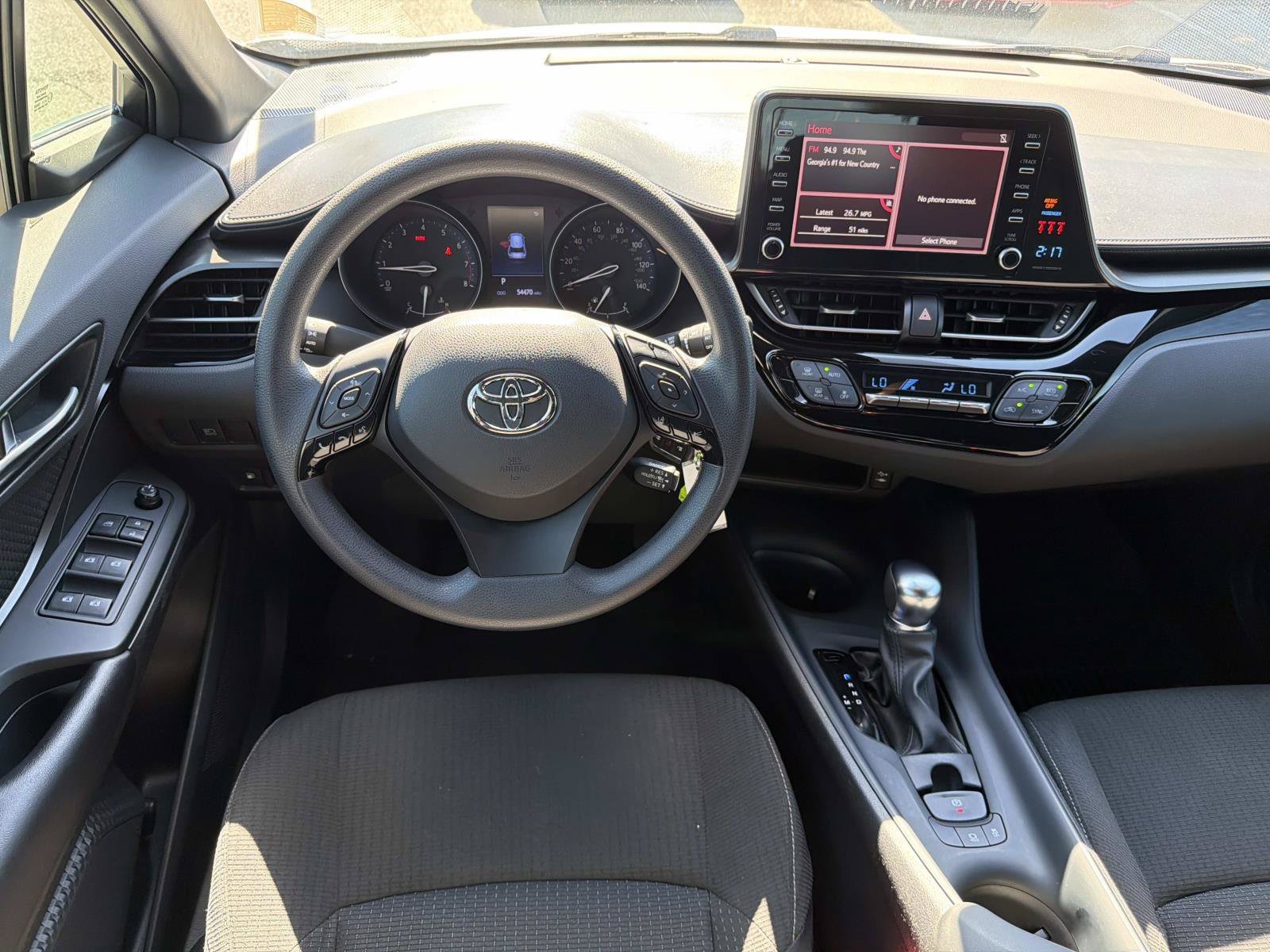 Used 2019 Toyota C-HR LE FWD image 3