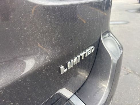 Used 2014 Jeep Grand Cherokee Limited w/ Trailer Tow Group IV AWD/4WD image 10