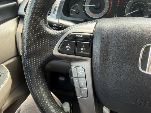 Used 2015 Honda Odyssey EX image 18