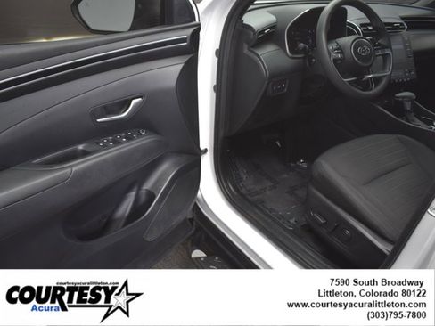 Used 2024 Hyundai Santa Cruz SEL AWD/4WD image 6
