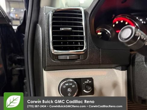 Used 2011 GMC Acadia SLT AWD/4WD image 15