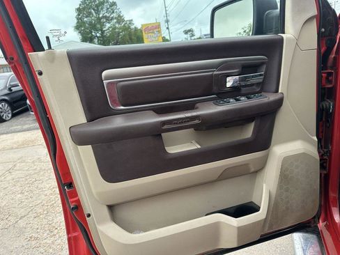 Used 2018 RAM 1500 Classic SLT w/ Luxury Group AWD/4WD image 8