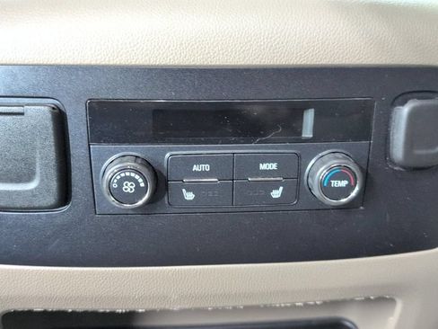 Used 2017 Chevrolet Tahoe LT w/ LT Signature Package AWD/4WD image 18
