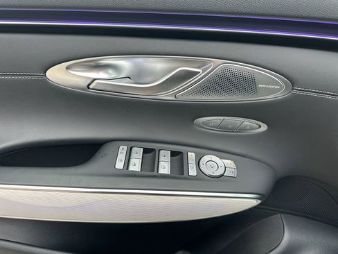 Used 2026 Genesis GV70 2.5T Advanced image 19