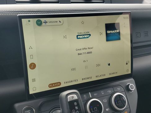 New 2026 Land Rover Defender 110 X-Dynamic SE AWD/4WD image 19