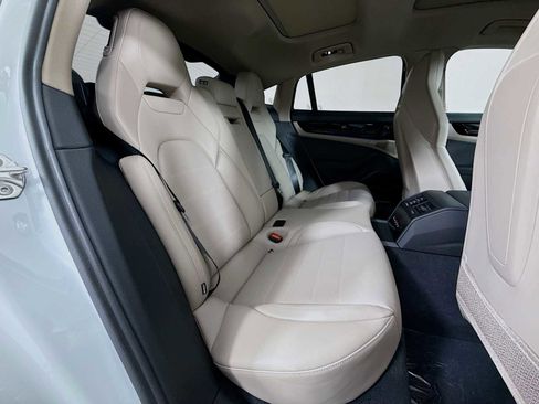 New 2026 Porsche Panamera image 28