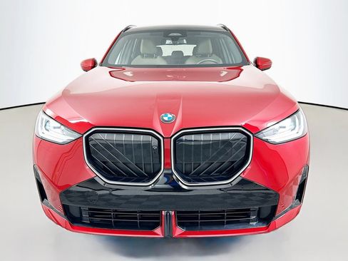Used 2025 BMW X3 xDrive30i w/ Premium Package AWD/4WD image 2