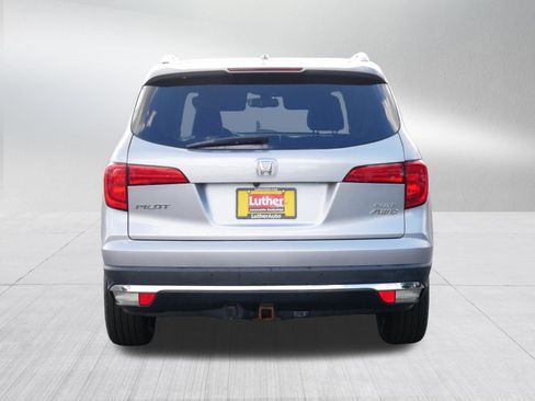 Used 2016 Honda Pilot Elite image 4