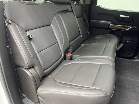 Used 2019 Chevrolet Silverado 1500 LT Trail Boss AWD/4WD image 22