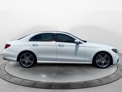 Used 2018 Mercedes-Benz E 300 image 6