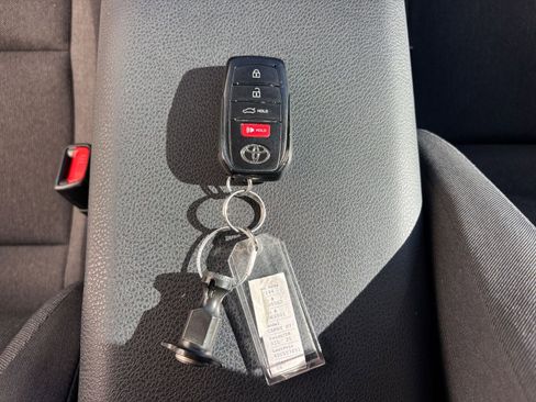 Used 2025 Toyota Camry LE image 22