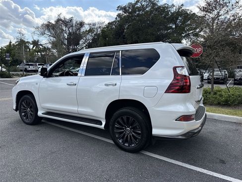 Used 2021 Lexus GX 460 Premium image 13