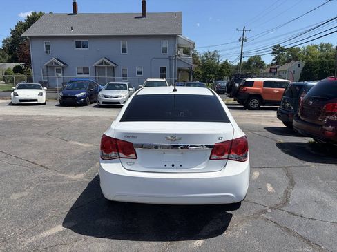 Used 2014 Chevrolet Cruze LT FWD image 5