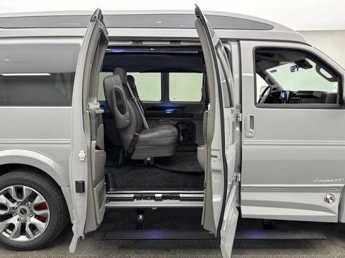 New 2026 GMC Savana 2500 w/ Driver Convenience Package RWD image 7
