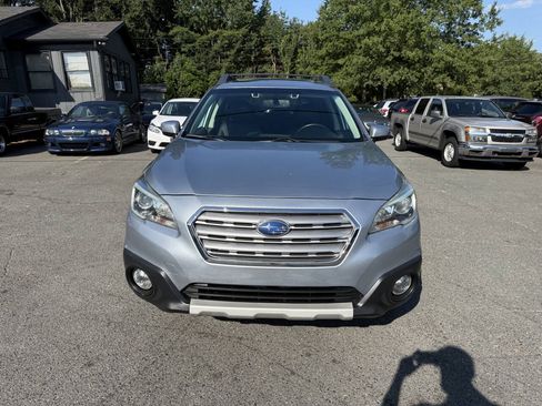 Used 2016 Subaru Outback 3.6R Limited AWD/4WD image 3