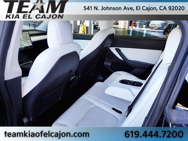 Used 2021 Tesla Model Y Long Range AWD/4WD image 23