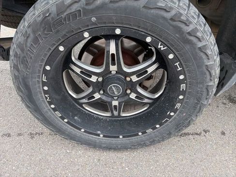 Used 2014 Chevrolet Silverado 1500 High Country image 3