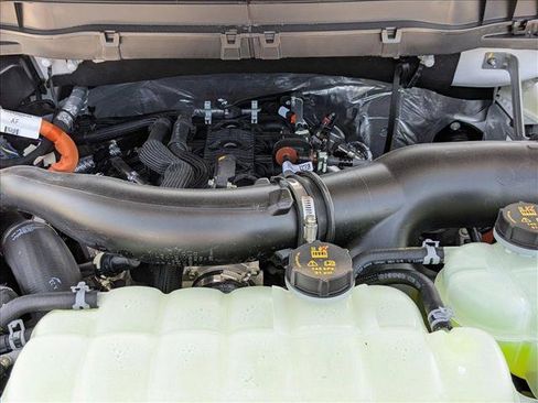 New 2025 Ford F150 Platinum w/ Equipment Group 702A High image 17