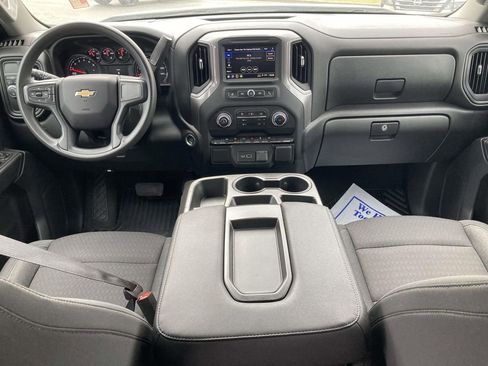 Used 2023 Chevrolet Silverado 1500 Custom image 13