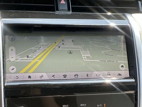Used 2020 Land Rover Discovery Sport SE R-Dynamic AWD/4WD image 21