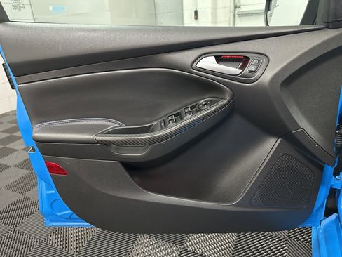 Used 2018 Ford Focus RS image 17