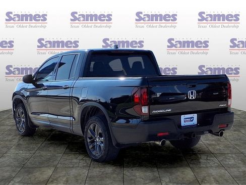 Used 2023 Honda Ridgeline Sport image 5