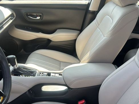 Used 2024 Honda HR-V EX-L image 24
