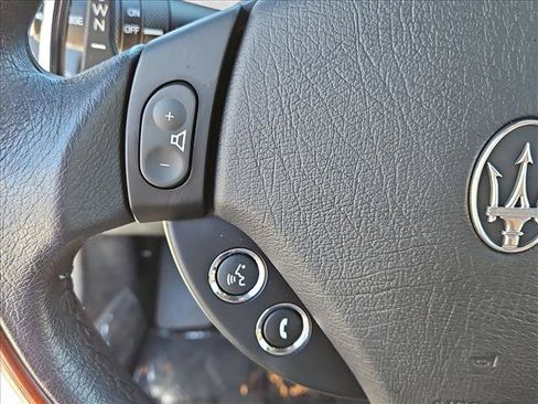 Used 2010 Maserati GranTurismo Convertible RWD image 19