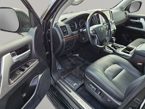 Used 2017 Toyota Land Cruiser Carfax 1 Owner! image 21