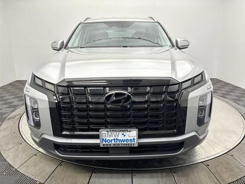 Used 2023 Hyundai Palisade SEL w/ Winter Package image 14