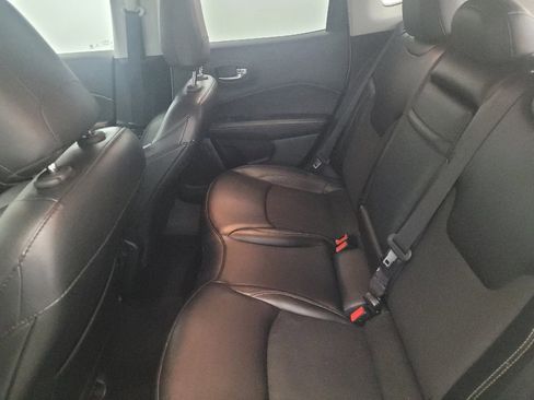 Used 2020 Jeep Compass Latitude AWD/4WD image 18