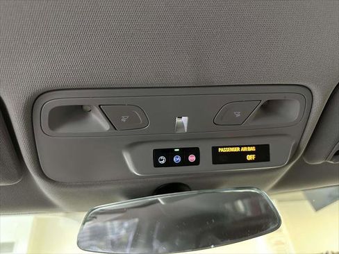 Used 2023 Chevrolet Camaro LT w/ Technology Package image 28