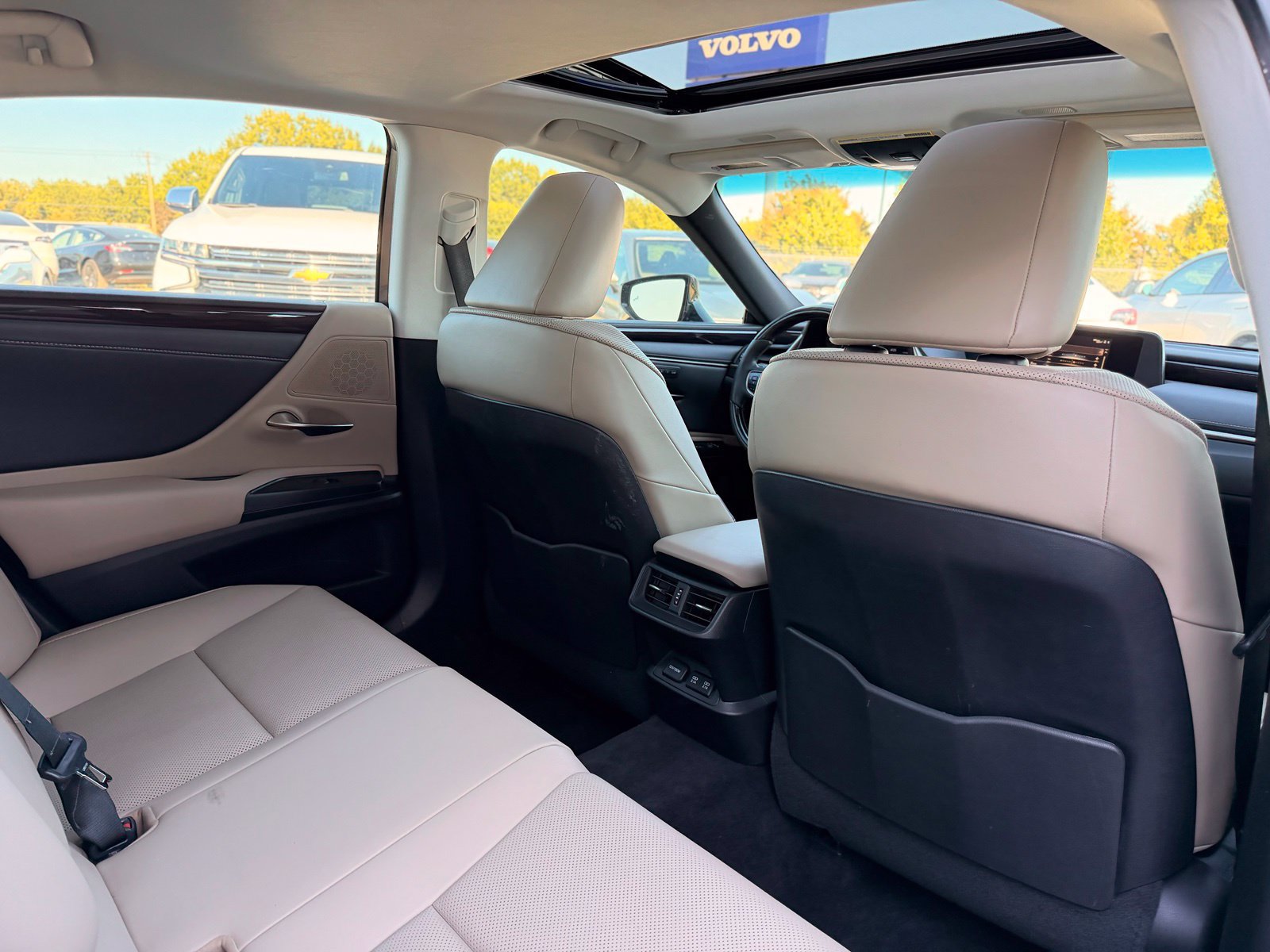Used 2021 Lexus ES 250 w/ Premium Package AWD/4WD image 27