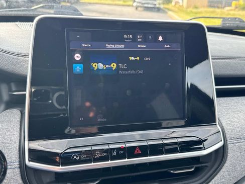 Used 2025 Jeep Compass Sport AWD/4WD image 33