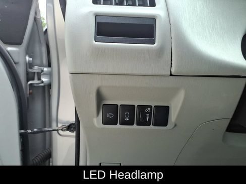 Used 2012 Toyota Prius V Five FWD image 15