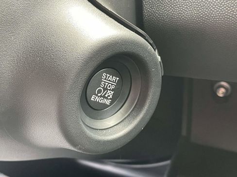 Used 2024 RAM ProMaster 1500 w/ Safety Group FWD image 15